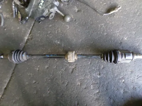 Ημιαξόνιο Εμπρός Δεξί (Οχι Diesel) για TOYOTA COROLLA (2000 - 2002) (ZE111) Ημιαξόνιο Εμπρός Δεξί (Οχι Diesel) για TOYOTA COROLLA (2000 - 2002) (ZE111)