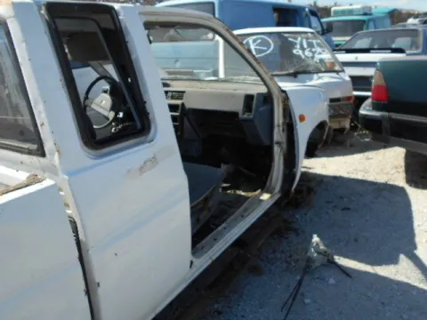Τροπέτο Αμάξι κομπλέ Χώριs Μηχανή Και Σασμάν για NISSAN D21 - 720 (1986 - 1997) D21 *Δ* -  Τροπέτο Αμάξι κομπλέ Χώριs Μηχανή Και Σασμάν για NISSAN D21 - 720 (1986 - 1997) D21 *Δ* -