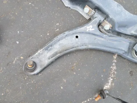 Ψαλίδι Εμπρός Αριστερό για NISSAN QASHQAI (2007 - 2010) (J10) (JJ10) Ψαλίδι Εμπρός Αριστερό για NISSAN QASHQAI (2007 - 2010) (J10) (JJ10)