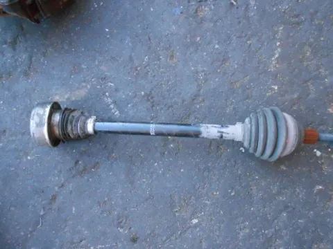 Ημιαξόνιο Εμπρός Αριστερό για VW GOLF (2009 - 2013) Mk6 (5K1) Βενζίνη 1600cc Ημιαξόνιο Εμπρός Αριστερό για VW GOLF (2009 - 2013) Mk6 (5K1) Βενζίνη 1600cc