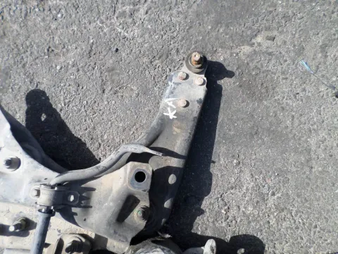 Ψαλίδι Εμπρός Αριστερό για FORD KA (1997 - 2008) (RB) Ψαλίδι Εμπρός Αριστερό για FORD KA (1997 - 2008) (RB)