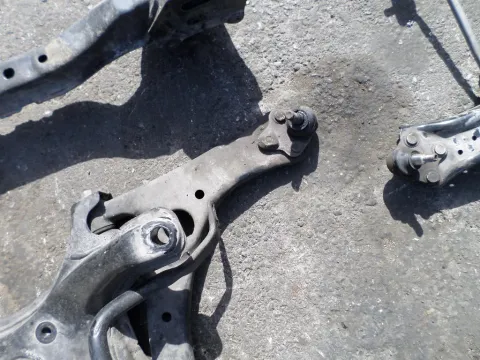 Ψαλίδι Εμπρός Δεξί για TOYOTA COROLLA (2004 - 2007) (E120) Ψαλίδι Εμπρός Δεξί για TOYOTA COROLLA (2004 - 2007) (E120)