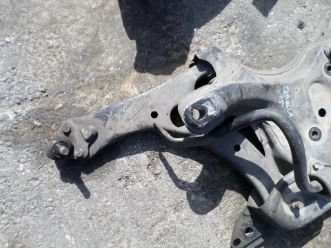 Ψαλίδι Εμπρός Αριστερό για TOYOTA COROLLA (2004 - 2007) (E120) Ψαλίδι Εμπρός Αριστερό για TOYOTA COROLLA (2004 - 2007) (E120)