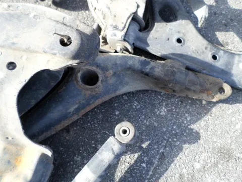 Ψαλίδι Εμπρός Δεξί για HONDA CIVIC (1996 - 1998) (EJ - K) (MA - B) Ψαλίδι Εμπρός Δεξί για HONDA CIVIC (1996 - 1998) (EJ - K) (MA - B)