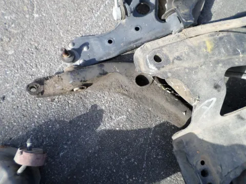 Ψαλίδι Εμπρός Αριστερό για HONDA CIVIC (1996 - 1998) (EJ - K) (MA - B) Ψαλίδι Εμπρός Αριστερό για HONDA CIVIC (1996 - 1998) (EJ - K) (MA - B)