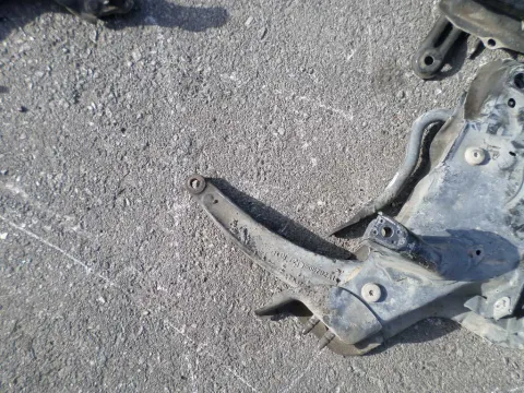 Ψαλίδι Εμπρός Δεξί για CITROEN C4 (2004 - 2007) (LC) Ψαλίδι Εμπρός Δεξί για CITROEN C4 (2004 - 2007) (LC)