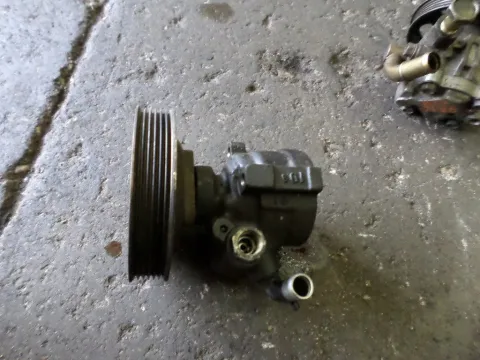 Αντλία Υδραυλικού Τιμονιού για ALFA ROMEO 146 (1995 - 1998) (930) Αντλία Υδραυλικού Τιμονιού για ALFA ROMEO 146 (1995 - 1998) (930)