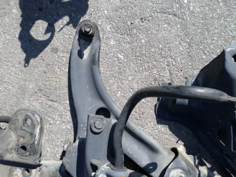 Ψαλίδι Εμπρός Δεξί για HYUNDAI i20 (2009 - 2011) Ψαλίδι Εμπρός Δεξί για HYUNDAI i20 (2009 - 2011)