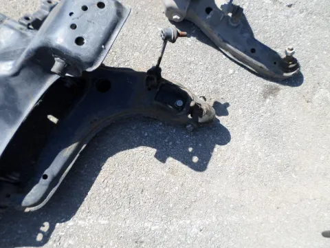 Ψαλίδι Εμπρός Δεξί για MAZDA MX5 (1999 - 2005) (NB) Ψαλίδι Εμπρός Δεξί για MAZDA MX5 (1999 - 2005) (NB)