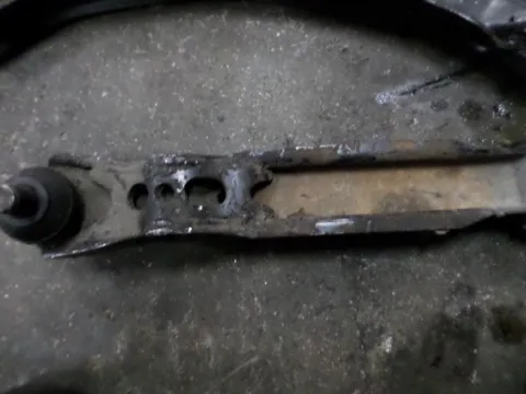 Ψαλίδι Εμπρός Δεξί για OPEL AGILA (2000 - 2003) , (2003 - 2007) Ψαλίδι Εμπρός Δεξί για OPEL AGILA (2000 - 2003) , (2003 - 2007)