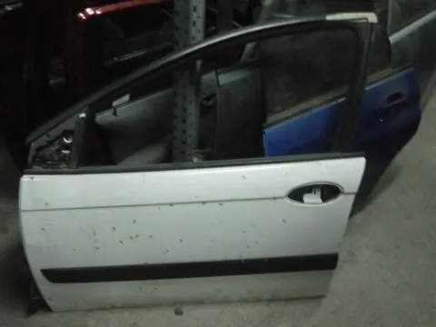Πόρτα Εμπρός Αριστερή για CITROEN C5 (2001 - 2004) (DC) , (2004 - 2008) (RC) *Γ* Πόρτα Εμπρός Αριστερή για CITROEN C5 (2001 - 2004) (DC) , (2004 - 2008) (RC) *Γ*