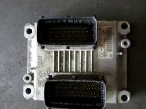 Εγκέφαλος Κινητήρα 0261206715 για ALFA ROMEO 147 (2000 - 2004) (937) 1600 (AR 37203) Petrol 105 16V TS , 1600 (AR 32104) Petrol 120 16V TS , (2004 - 2010) (937) ΤΕΛΑΡΟ 9 *243885* Εγκέφαλος Κινητήρα 0261206715 για ALFA ROMEO 147 (2000 - 2004) (937) 1600 (AR 37203) Petrol 105 16V TS , 1600 (AR 32104) Petrol 120 16V TS , (2004 - 2010) (937) ΤΕΛΑΡΟ 9 *243885*