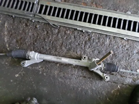 Κρεμαγιέρα Μηχανική για FORD FIESTA (2008 - 2012) Mk6 (JA8) Κρεμαγιέρα Μηχανική για FORD FIESTA (2008 - 2012) Mk6 (JA8)