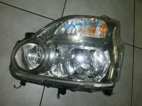 Φανάρι Εμπρός Αριστερό Xenon για NISSAN X-TRAIL (2007 - 2011) (T31) Φανάρι Εμπρός Αριστερό Xenon για NISSAN X-TRAIL (2007 - 2011) (T31)