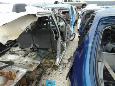 Τροπέτο Πίσω Με Άξονα Με Θόλουs Και Σασί για SUZUKI IGNIS (2000 - 2003) (RG) Hatchback - 5dr *Δ* -  Τροπέτο Πίσω Με Άξονα Με Θόλουs Και Σασί για SUZUKI IGNIS (2000 - 2003) (RG) Hatchback - 5dr *Δ* -