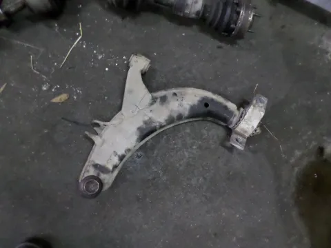 Ψαλίδι Εμπρός Αριστερό για SUBARU IMPREZA (1997 - 2000) (GC) Ψαλίδι Εμπρός Αριστερό για SUBARU IMPREZA (1997 - 2000) (GC)