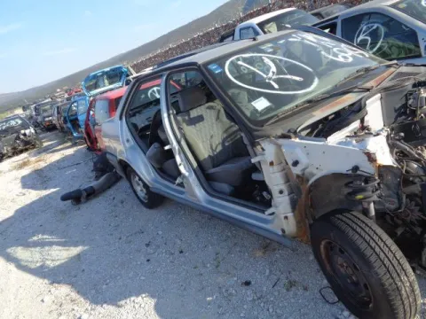 Τροπέτο Αμάξι κομπλέ Με Μηχανή Και Σασμάν (E6J 700) για RENAULT 19 (1992 - 1995) (L53) (B53) (C53) (L53) Sedan - 4dr (Chamade) 1400 (E6J 700) Petrol 78 *ΔΒ* - 