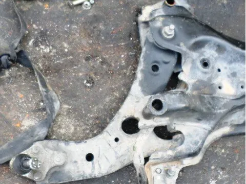Ψαλίδι Εμπρός Δεξί για TOYOTA AURIS (2007 - 2009) E150 Ψαλίδι Εμπρός Δεξί για TOYOTA AURIS (2007 - 2009) E150