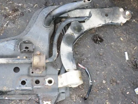 Ψαλίδι Εμπρός Δεξί για FORD FIESTA (2002 - 2005) Mk5a Ψαλίδι Εμπρός Δεξί για FORD FIESTA (2002 - 2005) Mk5a
