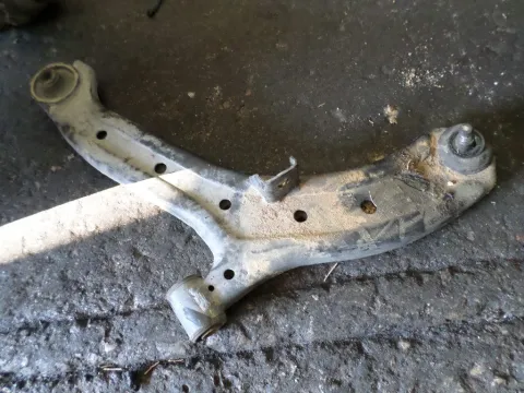 Ψαλίδι Εμπρός Αριστερό για HYUNDAI ACCENT (1999 - 2002) (CG) (LC) Ψαλίδι Εμπρός Αριστερό για HYUNDAI ACCENT (1999 - 2002) (CG) (LC)