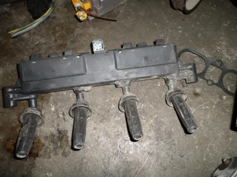 Πολλαπλασιαστής για PEUGEOT 206 (1998 - 2002) (2A) (2C) (T3E) Πολλαπλασιαστής για PEUGEOT 206 (1998 - 2002) (2A) (2C) (T3E)