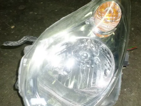 Φανάρι Εμπρός Αριστερό για SUZUKI ALTO (2009 - ) (GF) (FC31) Φανάρι Εμπρός Αριστερό για SUZUKI ALTO (2009 - ) (GF) (FC31)