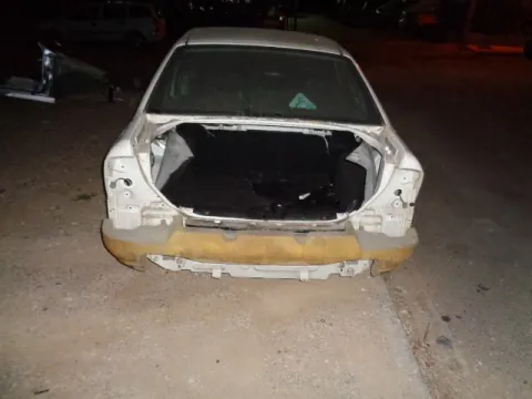 Τροπέτο Πίσω Χωρίς Άξονα Με Θόλουs Και Σασί για FORD FOCUS (1998 - 2001) Mk1a (DFW) Sedan - 4dr , (2002 - 2004) Mk1b *Δ* -  Τροπέτο Πίσω Χωρίς Άξονα Με Θόλουs Και Σασί για FORD FOCUS (1998 - 2001) Mk1a (DFW) Sedan - 4dr , (2002 - 2004) Mk1b *Δ* -