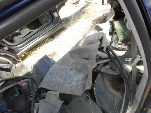 Τροπέτο Πίσω Χωρίς Άξονα Με Θόλουs Και Σασι για VW GOLF (1998 - 2004) Mk4 (1J1) Ηatchback - 5dr *Δ* -  Τροπέτο Πίσω Χωρίς Άξονα Με Θόλουs Και Σασι για VW GOLF (1998 - 2004) Mk4 (1J1) Ηatchback - 5dr *Δ* -