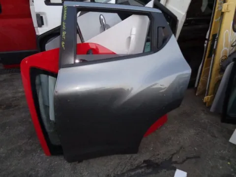 Πόρτα Πίσω Αριστερή για NISSAN JUKE (2010 - ) Πόρτα Πίσω Αριστερή για NISSAN JUKE (2010 - )
