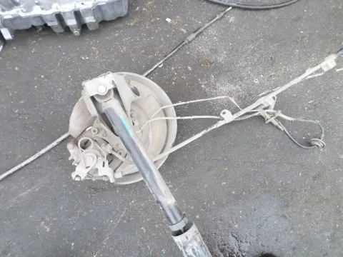 Ακραξόνιο Πίσω Δεξί Με ABS για AUDI A4 (1999 - 2001) (8D) Ακραξόνιο Πίσω Δεξί Με ABS για AUDI A4 (1999 - 2001) (8D)