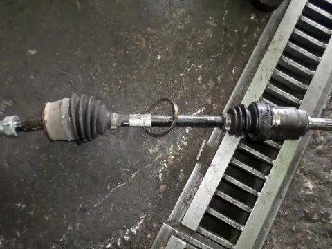 Ημιαξόνιο Εμπρός Αριστερό για OPEL CORSA (2006 - 2011) D  Βενζίνη Ημιαξόνιο Εμπρός Αριστερό για OPEL CORSA (2006 - 2011) D  Βενζίνη