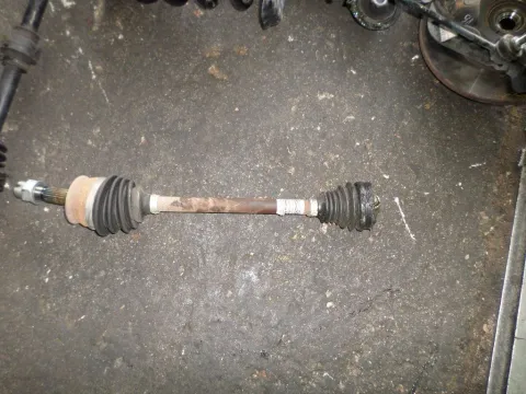 Ημιαξόνιο Εμπρός Αριστερό για LANCIA YPSILON (2006 - 2012) (843) Ημιαξόνιο Εμπρός Αριστερό για LANCIA YPSILON (2006 - 2012) (843)