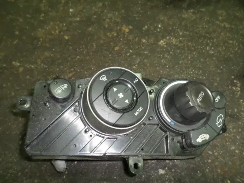 Χειριστήρια Καλοριφέρ για HONDA CIVIC (2006 - 2009) (FD - K - N) Χειριστήρια Καλοριφέρ για HONDA CIVIC (2006 - 2009) (FD - K - N)