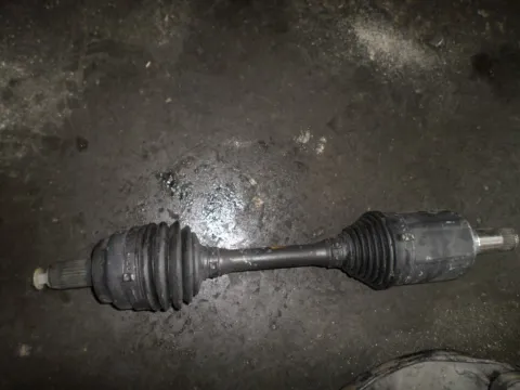 Ημιαξόνιο Εμπρός Αριστερό για MERCEDES GLK-CLASS (2009 - 2012) (X204) Ημιαξόνιο Εμπρός Αριστερό για MERCEDES GLK-CLASS (2009 - 2012) (X204)