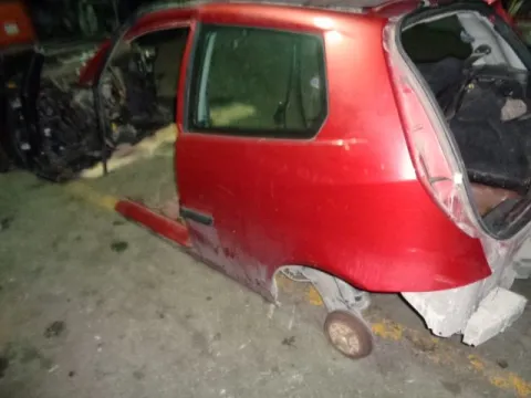 Τροπέτο Πίσω Με Άξονα για FIAT PUNTO (1999 - 2003) (188) Hatchback - 3dr *Δ* -  Τροπέτο Πίσω Με Άξονα για FIAT PUNTO (1999 - 2003) (188) Hatchback - 3dr *Δ* -