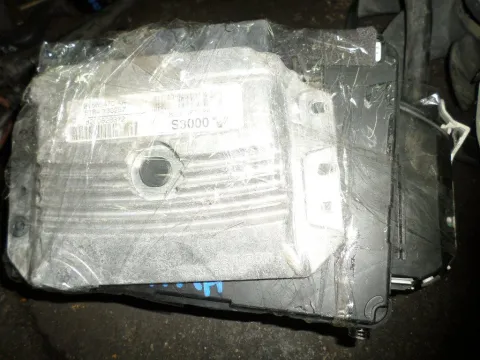 Εγκέφαλος Imobilizer 8200987138 /S3000 για RENAULT MEGANE (2002 - 2005) (LM) (KM) (EM) (CM) 1600 (K4M 760) (K4M 761) Petrol 113 , 1600 (K4M760)(K4M761) Petrol 113 , 1600 (K4M760) Petrol 113 Εγκέφαλος Imobilizer 8200987138 /S3000 για RENAULT MEGANE (2002 - 2005) (LM) (KM) (EM) (CM) 1600 (K4M 760) (K4M 761) Petrol 113 , 1600 (K4M760)(K4M761) Petrol 113 , 1600 (K4M760) Petrol 113