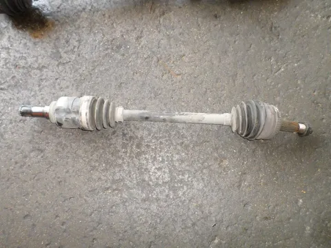 Ημιαξόνιο Εμπρός Αριστερό Με ABS ΓΑΛΛΙΚΟ για TOYOTA YARIS (2003 - 2005) (XP10) 1300 2SZ-FE petrol 86 SCP12 Ημιαξόνιο Εμπρός Αριστερό Με ABS ΓΑΛΛΙΚΟ για TOYOTA YARIS (2003 - 2005) (XP10) 1300 2SZ-FE petrol 86 SCP12