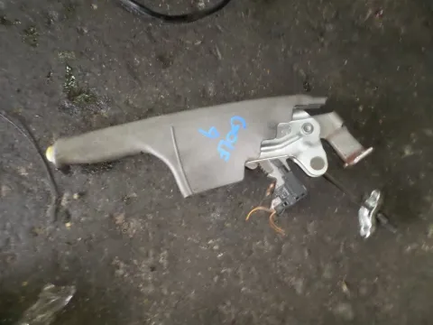 Χειρόφρενο για VW GOLF (1998 - 2004) Mk4 (1J1) Χειρόφρενο για VW GOLF (1998 - 2004) Mk4 (1J1)