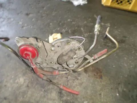 Αντλία Καυσίμου (Τρόμπα Βενζίνης) για HONDA CIVIC (1992 - 1995) (EG - H - J) Αντλία Καυσίμου (Τρόμπα Βενζίνης) για HONDA CIVIC (1992 - 1995) (EG - H - J)