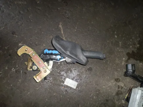 Χειρόφρενο για FIAT PUNTO (1994 - 1999) (176) Χειρόφρενο για FIAT PUNTO (1994 - 1999) (176)