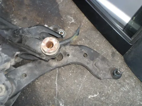 Ψαλίδι Εμπρός Δεξί για TOYOTA AVENSIS (2009 - 2012) (T270) 1600 1ZR-FAE petrol 132 *ΔΒ* ΠΑΛΕΤΑ *264* Ψαλίδι Εμπρός Δεξί για TOYOTA AVENSIS (2009 - 2012) (T270) 1600 1ZR-FAE petrol 132 *ΔΒ* ΠΑΛΕΤΑ *264*