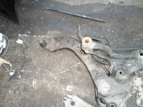 Ψαλίδι Εμπρός Αριστερό για TOYOTA AVENSIS (2009 - 2012) (T270) 1600 1ZR-FAE petrol 132 *ΔΒ* ΠΑΛΕΤΑ *264* Ψαλίδι Εμπρός Αριστερό για TOYOTA AVENSIS (2009 - 2012) (T270) 1600 1ZR-FAE petrol 132 *ΔΒ* ΠΑΛΕΤΑ *264*