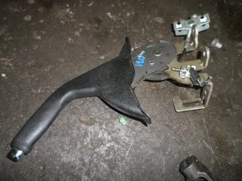 Χειρόφρενο για HYUNDAI i20 (2009 - 2011) Χειρόφρενο για HYUNDAI i20 (2009 - 2011)