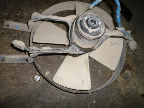 Βεντιλατέρ Ψυγείου Κινητήρα (Νερού) για NISSAN MICRA (1983 - 1986) (K10) Βεντιλατέρ Ψυγείου Κινητήρα (Νερού) για NISSAN MICRA (1983 - 1986) (K10)