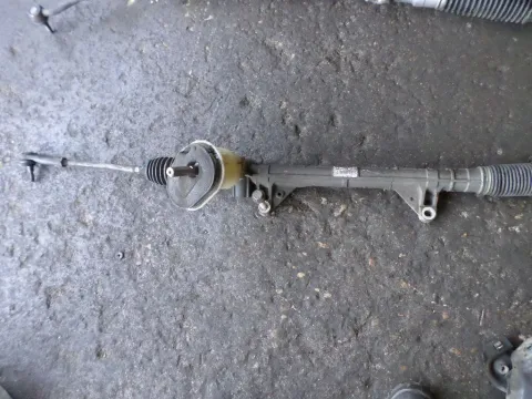 Κρεμαγιέρα Μηχανική για NISSAN MICRA (2003 - 2005) (K12) Κρεμαγιέρα Μηχανική για NISSAN MICRA (2003 - 2005) (K12)