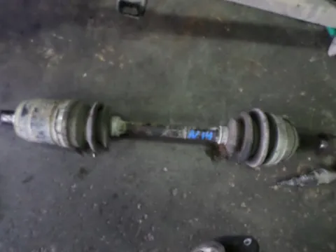 Ημιαξόνιο Εμπρός Αριστερό για NISSAN SUNNY (1991 - 1995) (N14) Ημιαξόνιο Εμπρός Αριστερό για NISSAN SUNNY (1991 - 1995) (N14)
