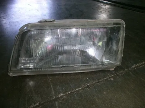 Φανάρι Εμπρός Αριστερό για FIAT DUCATO (1994 - 2002) (230L) Φανάρι Εμπρός Αριστερό για FIAT DUCATO (1994 - 2002) (230L)