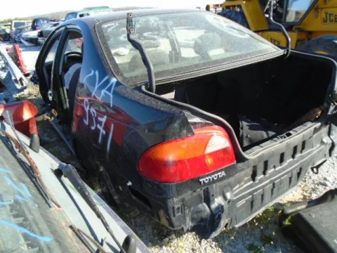 Τροπέτο Αμάξι Δεν Έχει Μηχανή Και Σασμάν για TOYOTA AVENSIS (1997 - 2000) (T220) Sedan - 4dr *Δ* -  Τροπέτο Αμάξι Δεν Έχει Μηχανή Και Σασμάν για TOYOTA AVENSIS (1997 - 2000) (T220) Sedan - 4dr *Δ* -