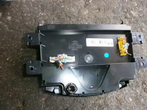 Χειριστήρια Καλοριφέρ για HYUNDAI i30 (2012 - ) ( ) ΤΕΛΑΡΟ 3*253843 -  Χειριστήρια Καλοριφέρ για HYUNDAI i30 (2012 - ) ( ) ΤΕΛΑΡΟ 3*253843 -