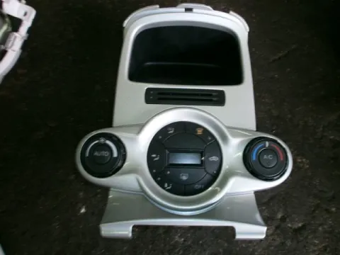 Χειριστήρια Καλοριφέρ για FORD FIESTA (2008 - 2012) Mk6 (JA8) Χειριστήρια Καλοριφέρ για FORD FIESTA (2008 - 2012) Mk6 (JA8)